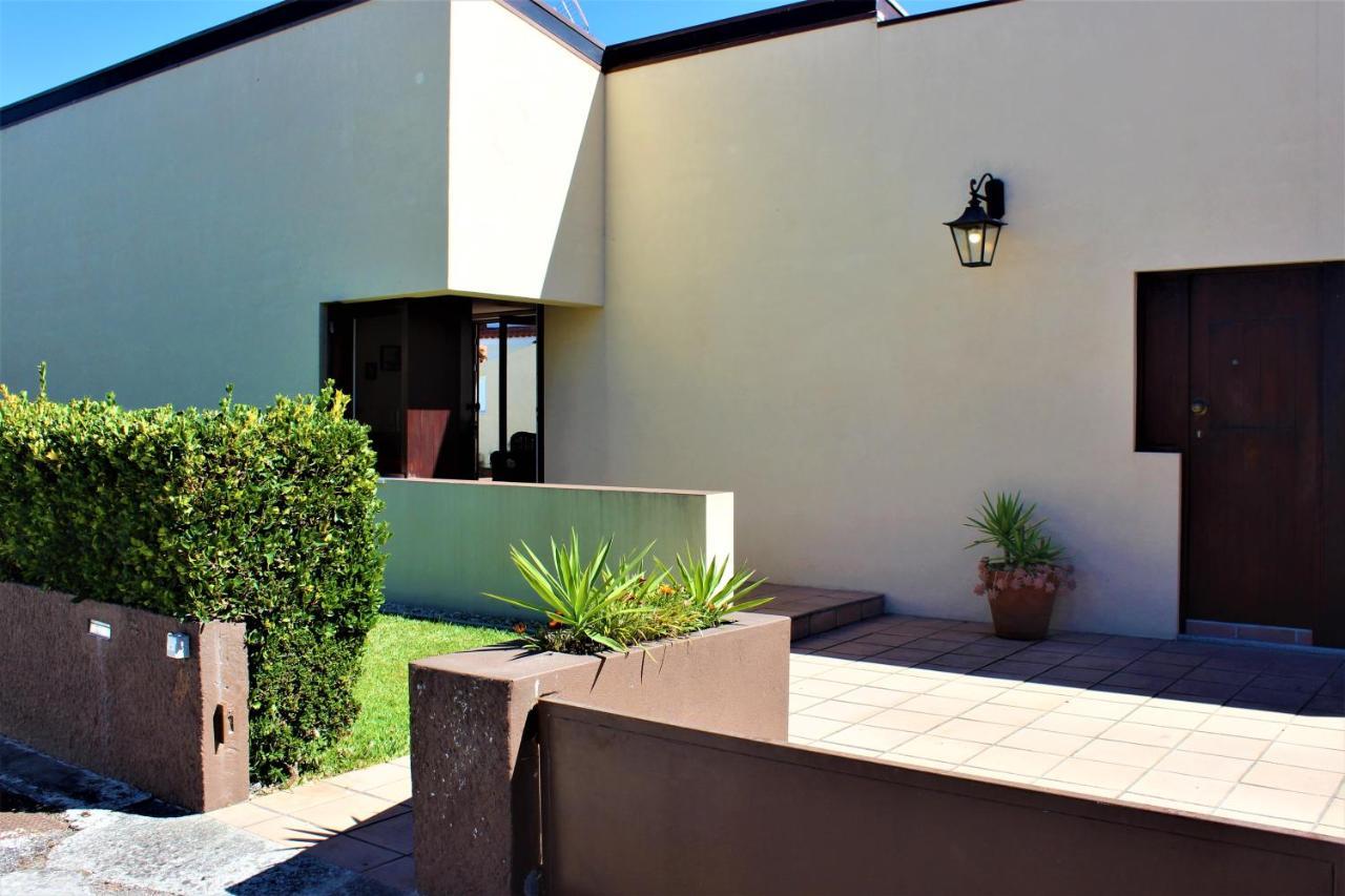 Casa Na Praia - Com Piscina إسموريز المظهر الخارجي الصورة
